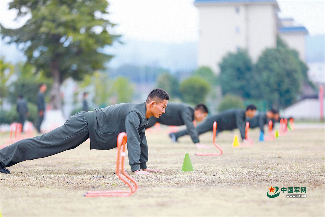 “冠军教练团队”到来后，他们解锁了更多“夺冠密码”