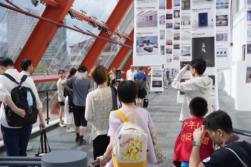 用文献与作品回顾2024中国当代艺术